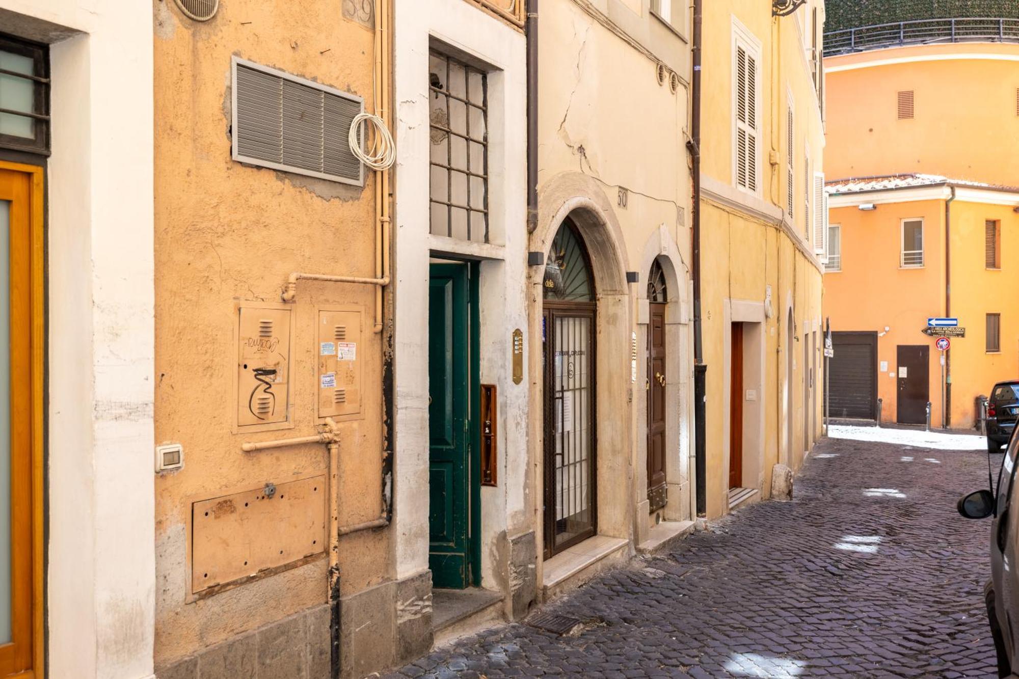 Suite Trevi - Charming Loft Near Trevi Fountain Roma Exterior foto